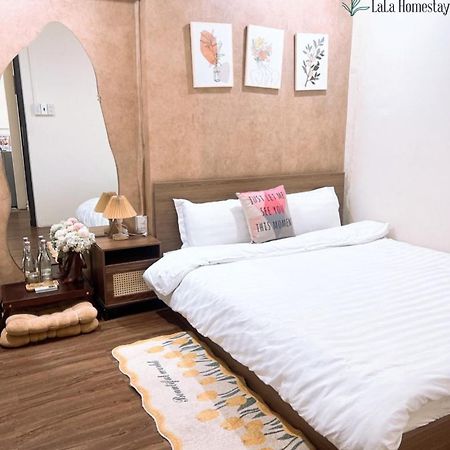 Lala Homestay Хюе Екстер'єр фото